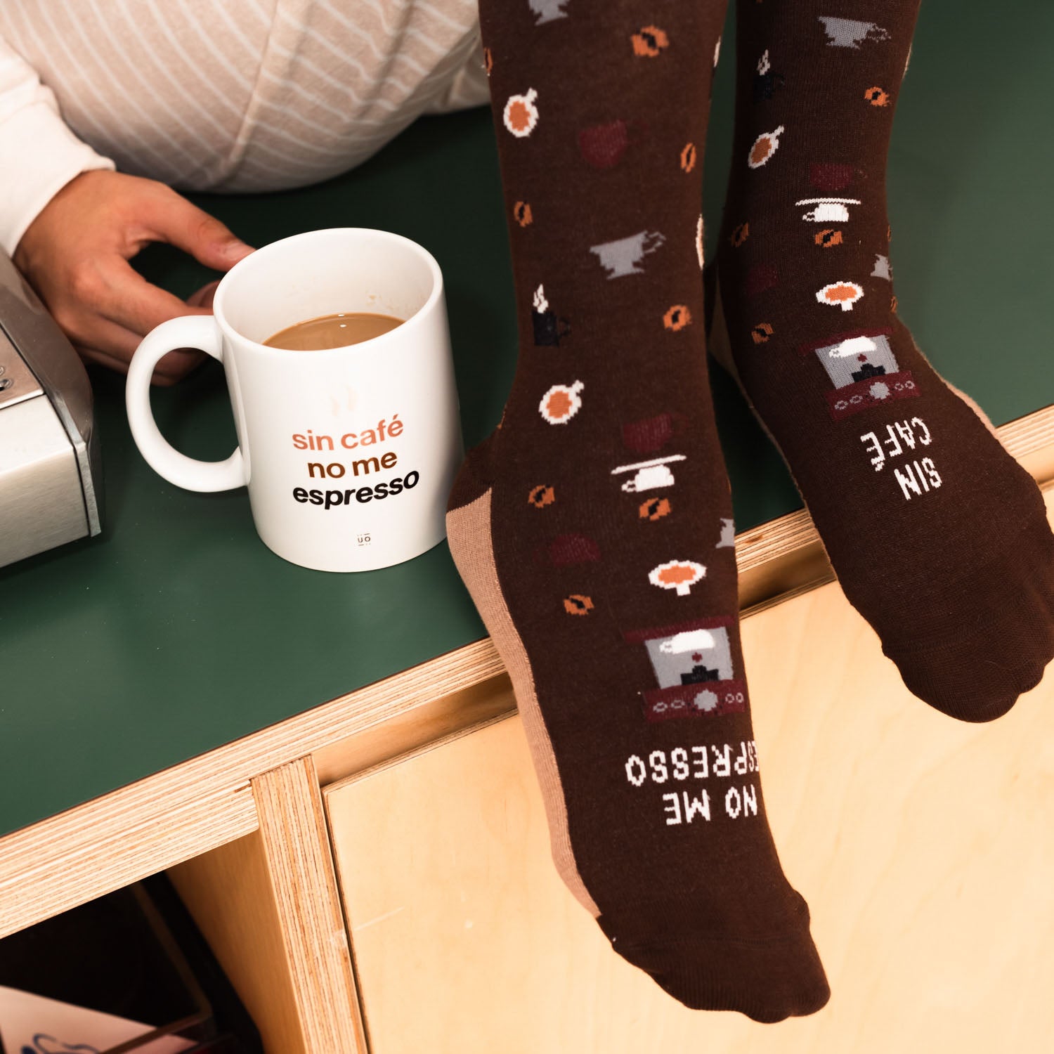 Calcetines UO "Sin Café no me Espresso" — foto 2