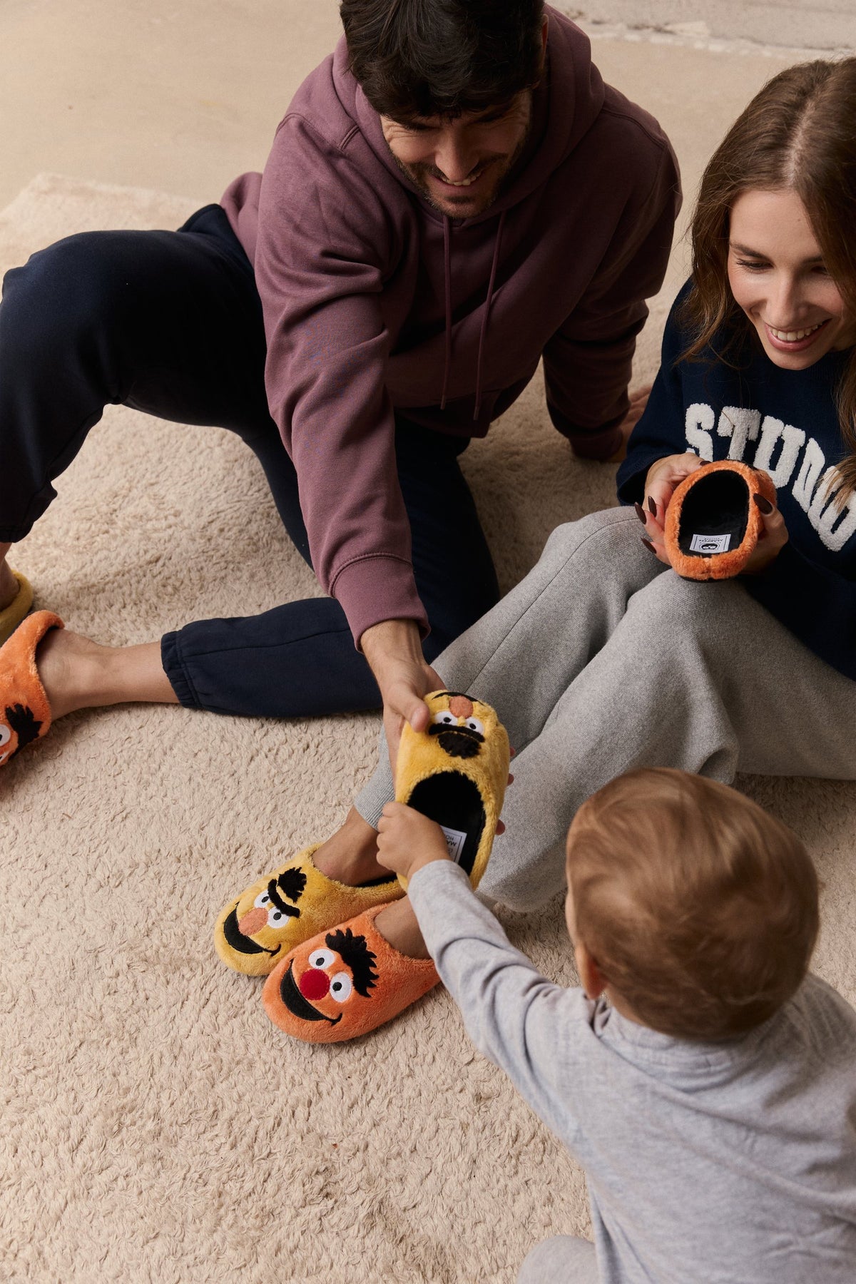 Slippers Epi y Blas – en casa