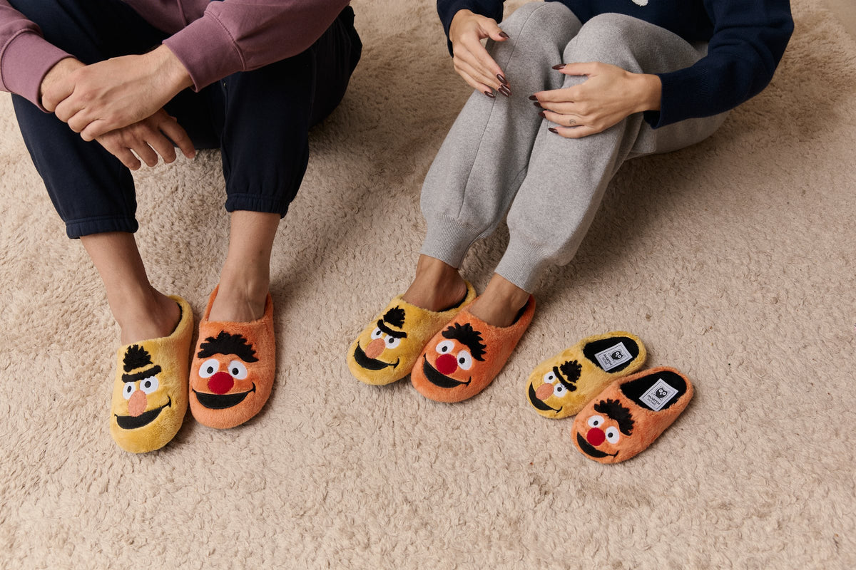 Slippers Epi y Blas – en casa 2