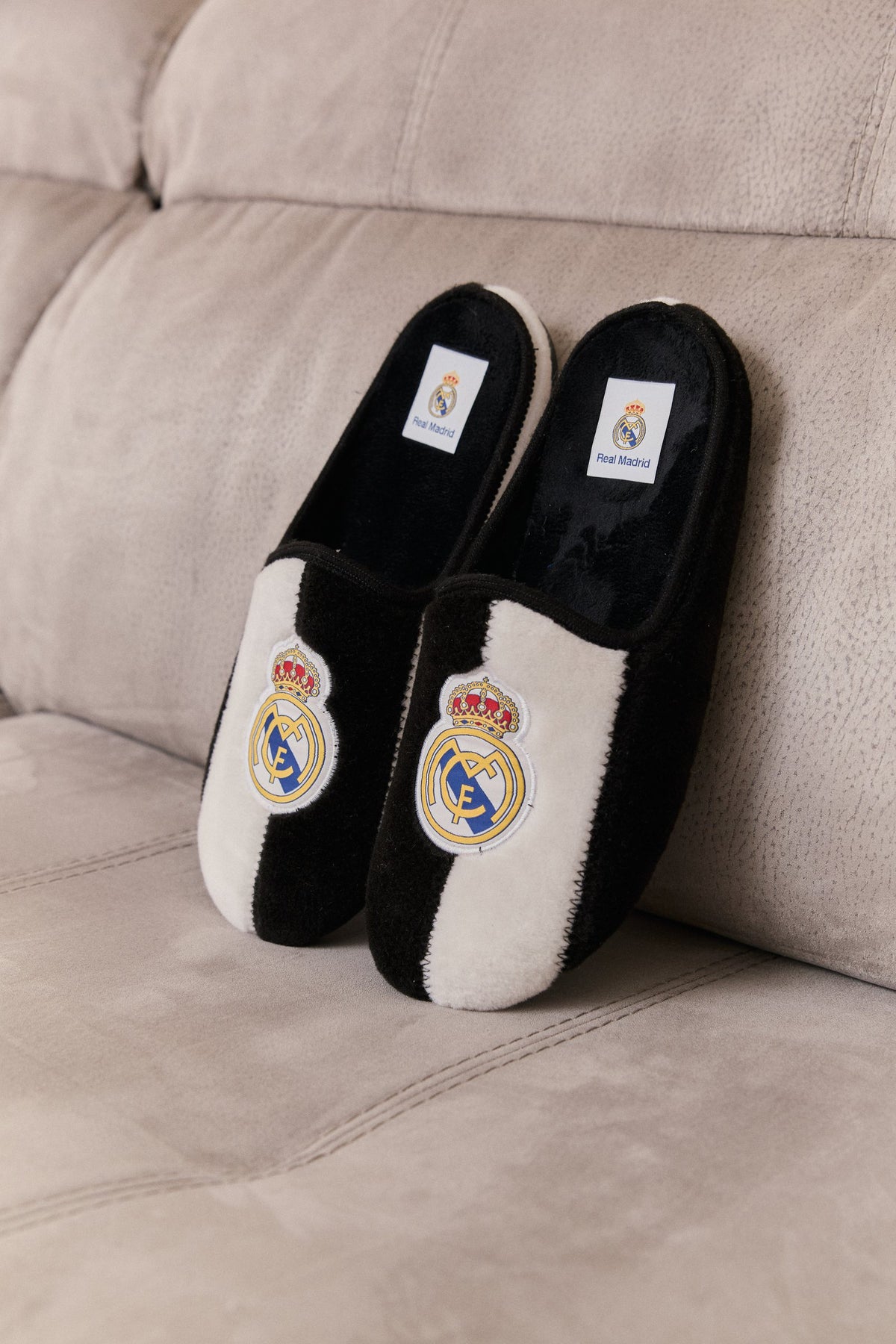 Real Madrid Bicolor Negro – en casa 2